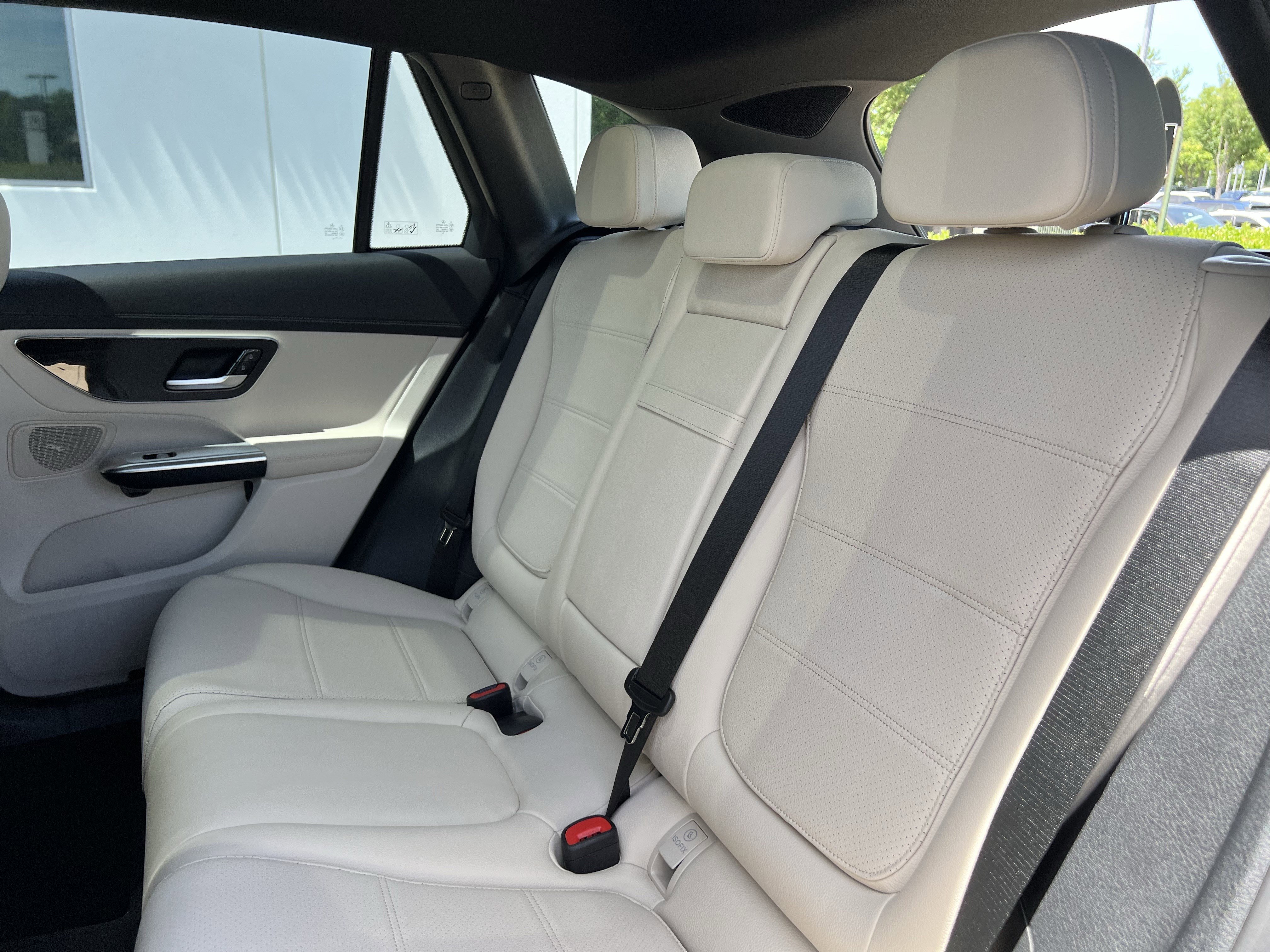 Certified 2024 Mercedes-Benz GLC 300 4MATIC image 33