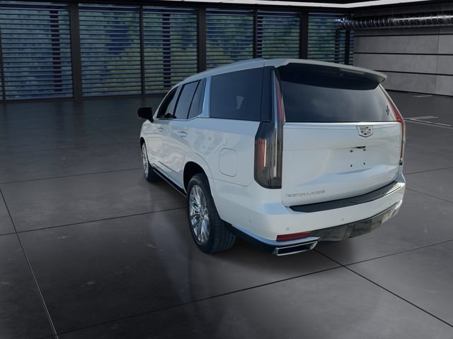 Used 2024 Cadillac Escalade Premium Luxury w/ Performance Package AWD/4WD image 7