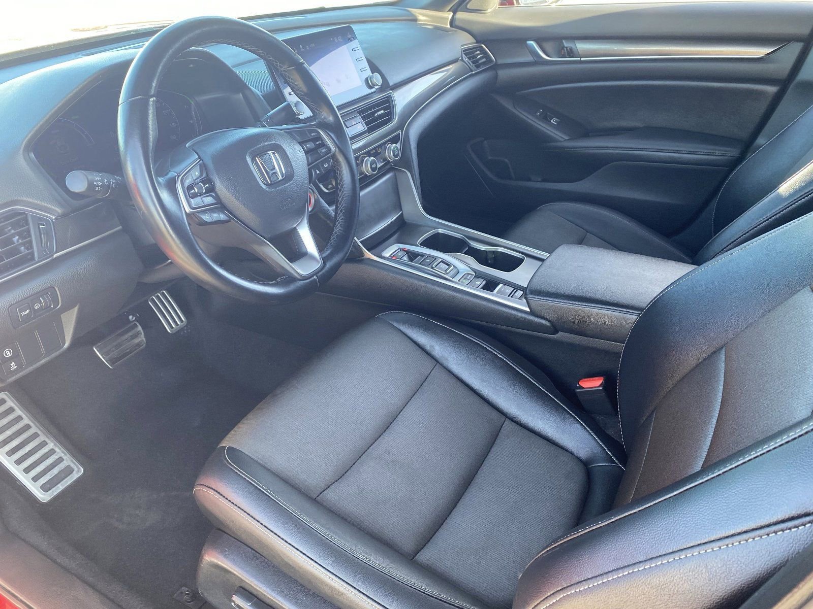 Used 2022 Honda Accord Sport image 19