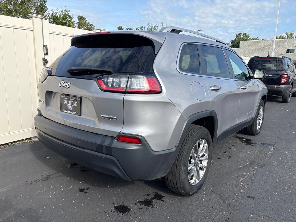 Used 2020 Jeep Cherokee Latitude Plus AWD/4WD image 3