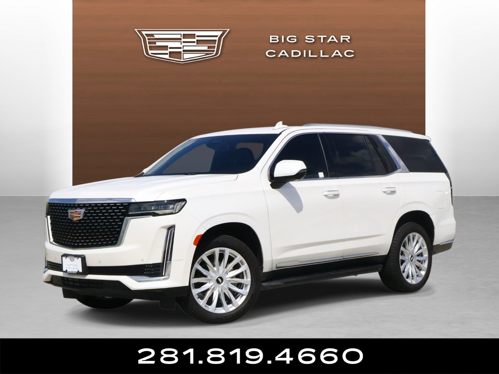 Used 2022 Cadillac Escalade Luxury RWD image 1