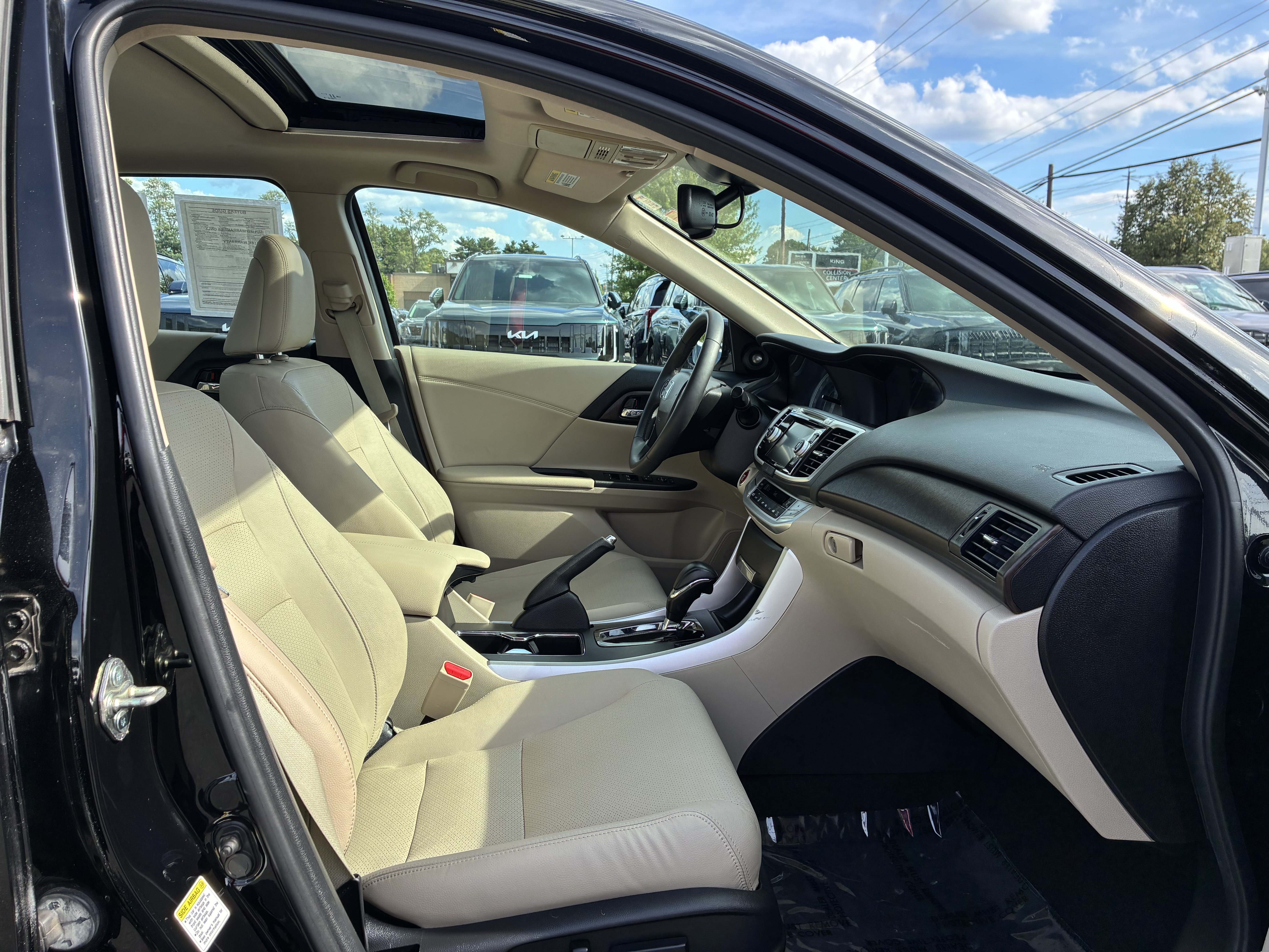 Used 2014 Honda Accord EX-L image 14