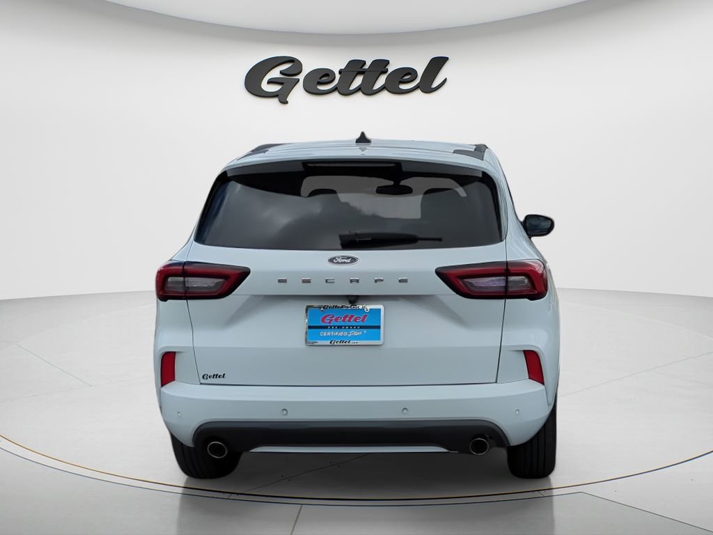 Used 2023 Ford Escape ST-Line w/ Tech Pack #1 image 5