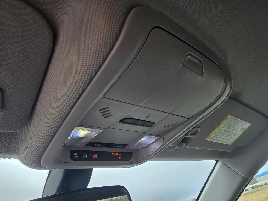 Used 2018 Chevrolet Equinox LT image 24