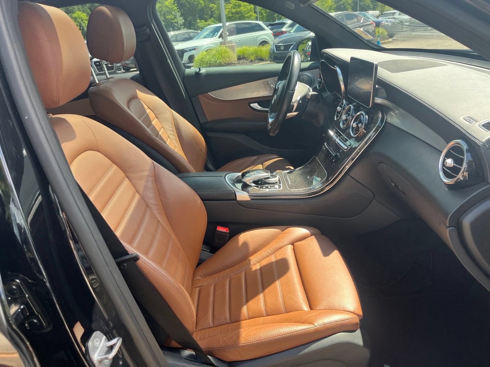 Used 2019 Mercedes-Benz GLC 43 AMG 4MATIC image 37