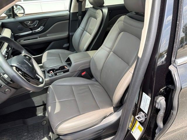 Used 2024 Lincoln Corsair Reserve w/ Equipment Group 201A FWD image 14