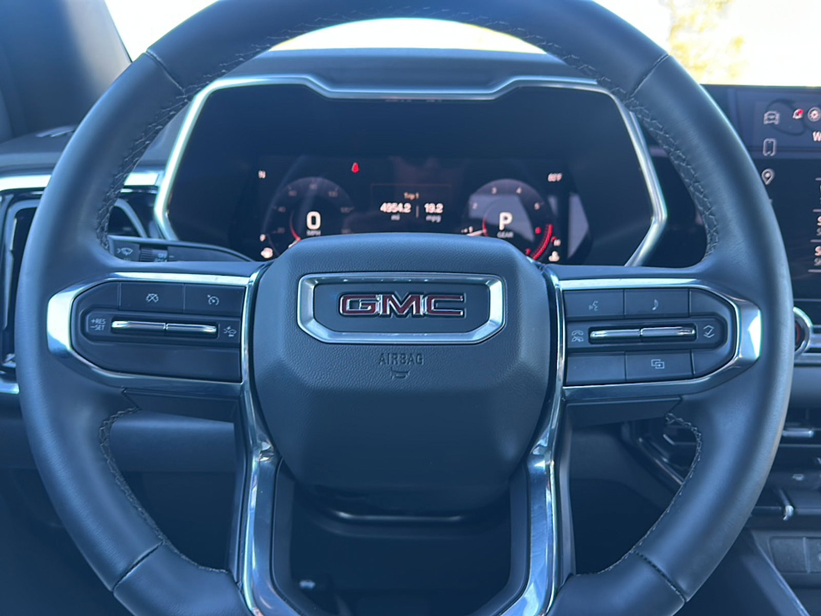 New 2026 GMC Canyon Elevation w/ Convenience Package image 18