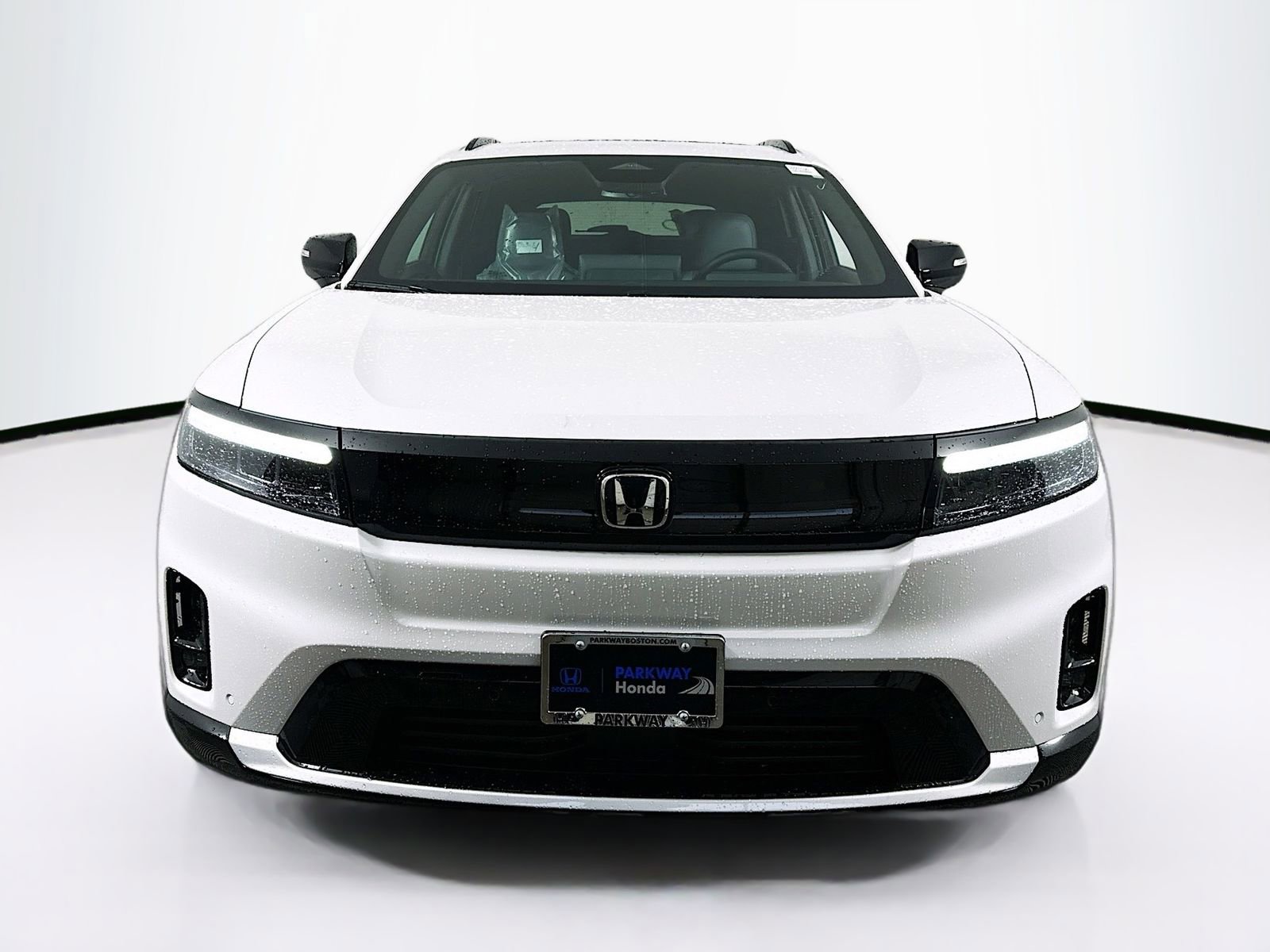 Used 2025 Honda Prologue Touring image 2