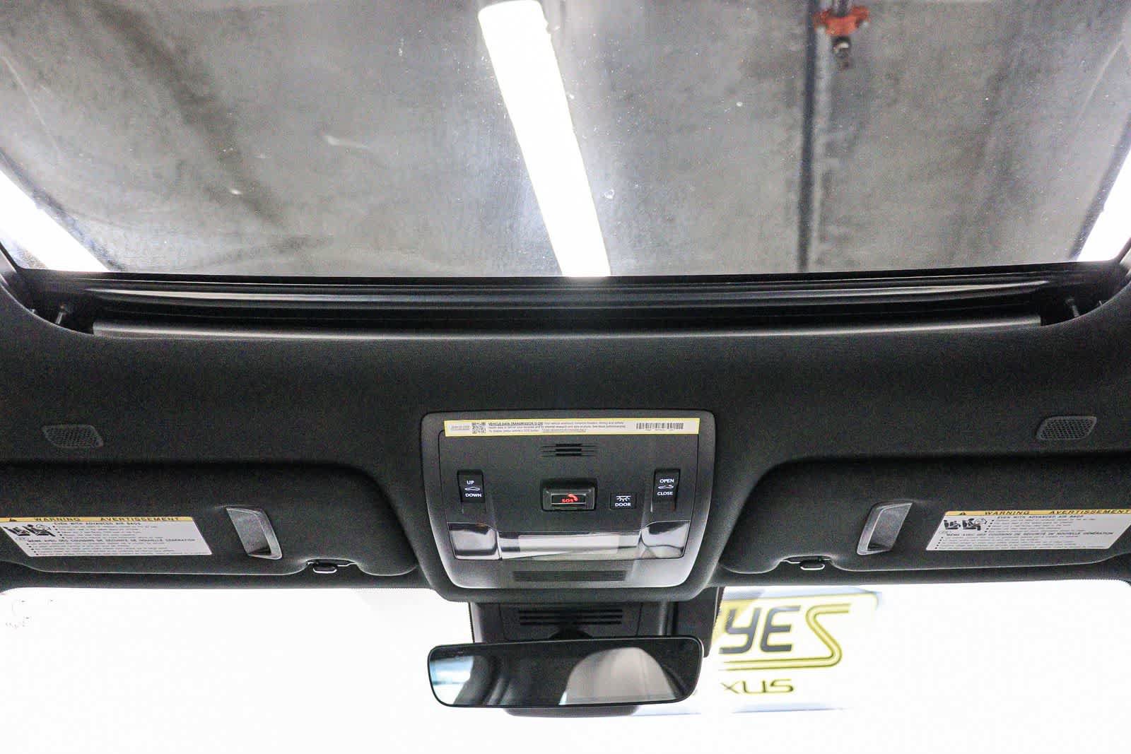 Certified 2025 Lexus UX 300h FWD w/ Accessory Package (Z2) image 12