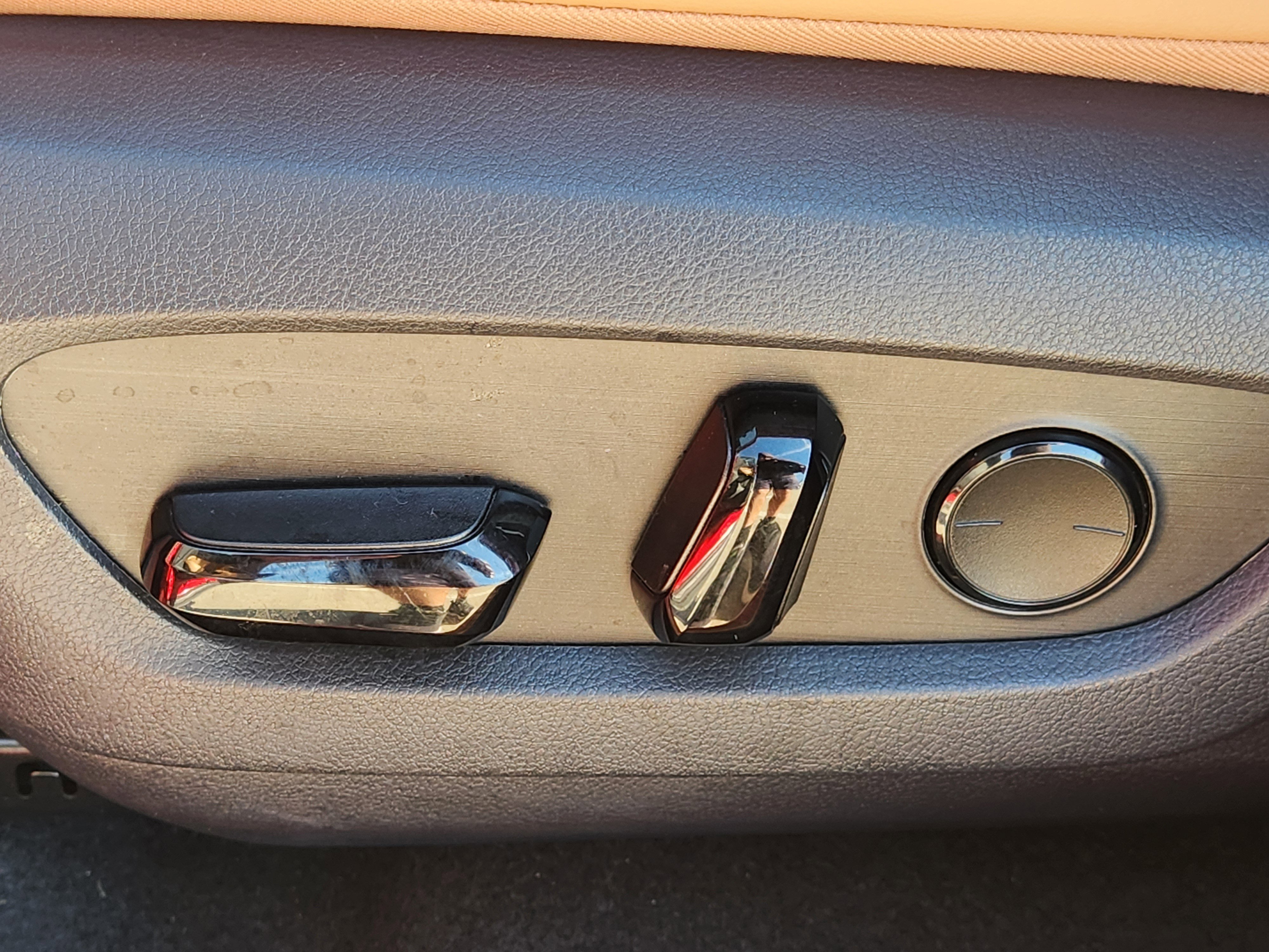 Certified 2025 Lexus NX 250 FWD w/ Accessory Package (2T) image 28