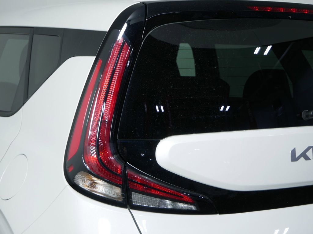 Certified 2023 Kia Soul S image 12