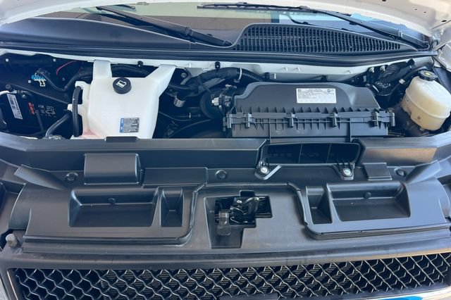 Used 2025 Chevrolet Express 2500 w/ Driver Convenience Package RWD image 21