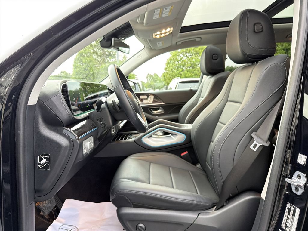 Certified 2023 Mercedes-Benz GLS 450 4MATIC image 11