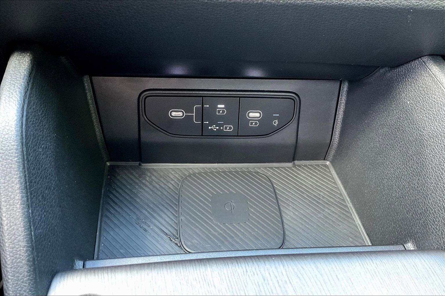 Certified 2026 Kia Sportage X-Line w/ X-Line Premium Package AWD/4WD image 16