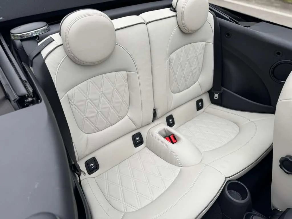 Used 2021 MINI Cooper Convertible w/ Signature Upholstery Package image 12