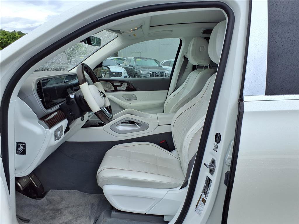 Certified 2023 Mercedes-Benz Maybach GLS 600 4MATIC image 11
