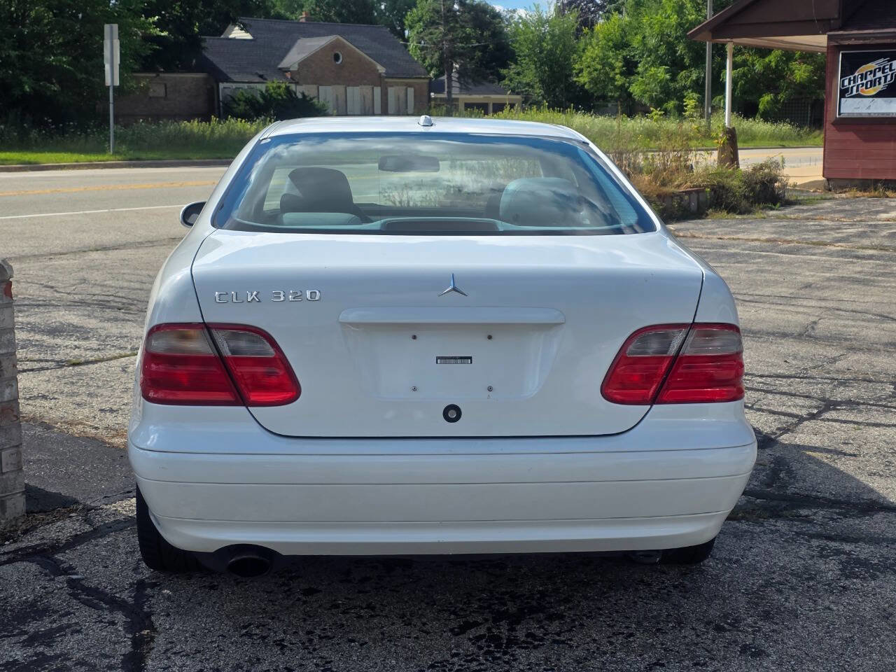 Used 2000 Mercedes-Benz CLK 320 Coupe image 5
