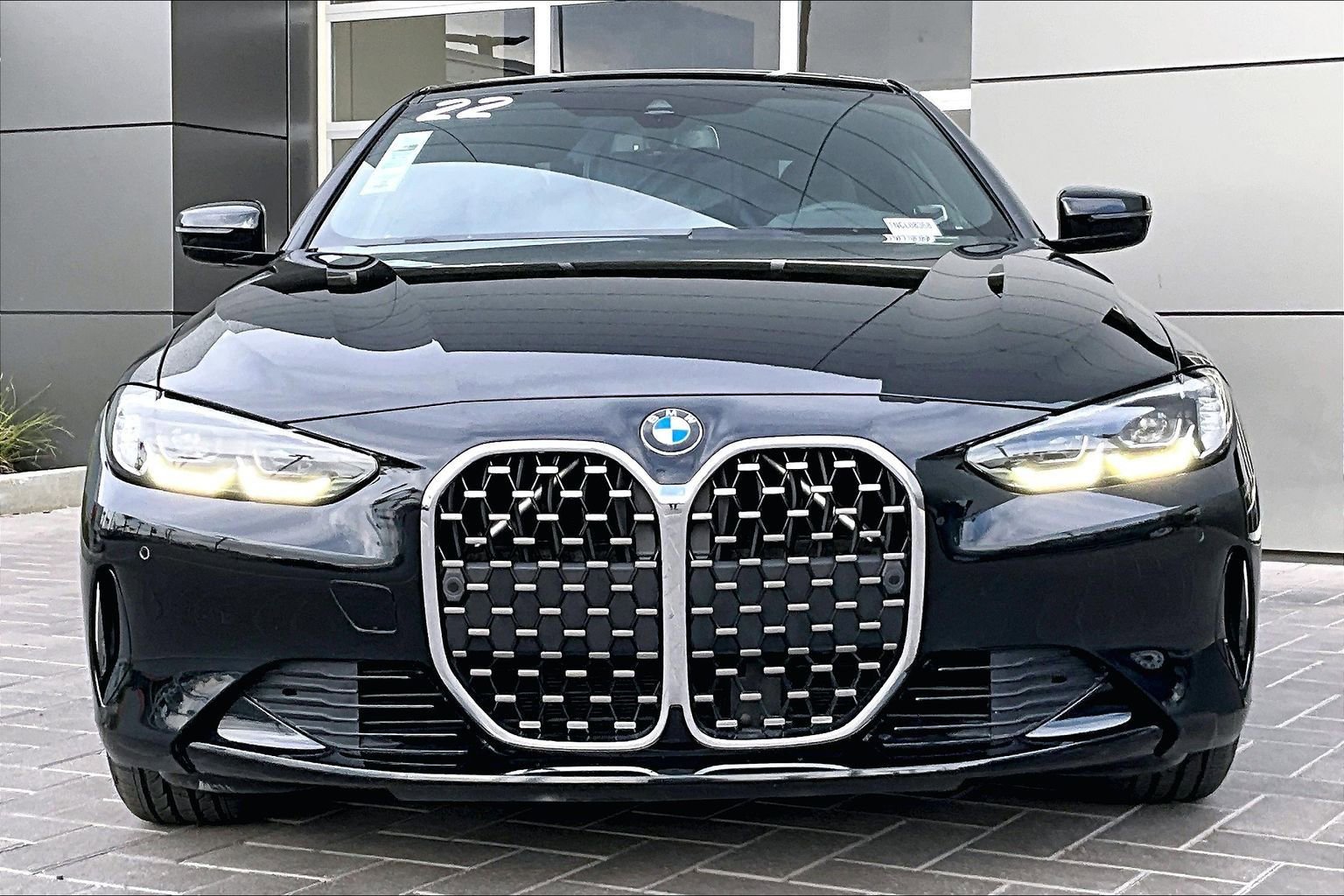 Used 2022 BMW 430i Coupe w/ Convenience Package image 2