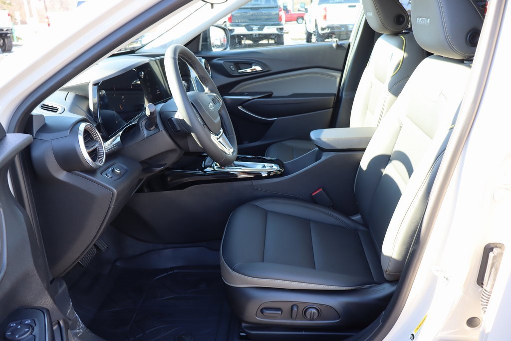 New 2026 Chevrolet Trax ACTIV w/ Sunroof Package image 5