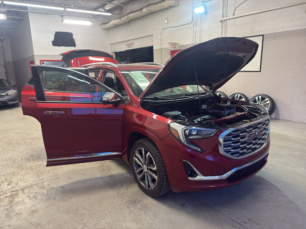 Used 2019 GMC Terrain Denali w/ Driver Alert Package II image 7