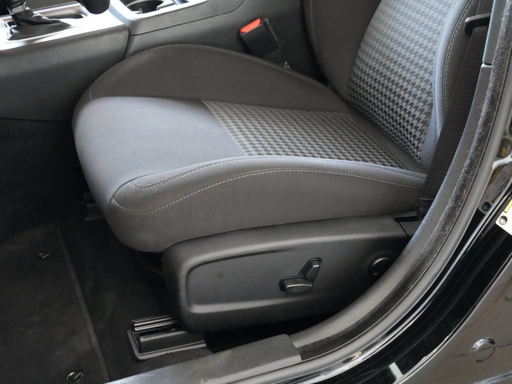 Used 2023 Dodge Charger Scat Pack RWD image 25