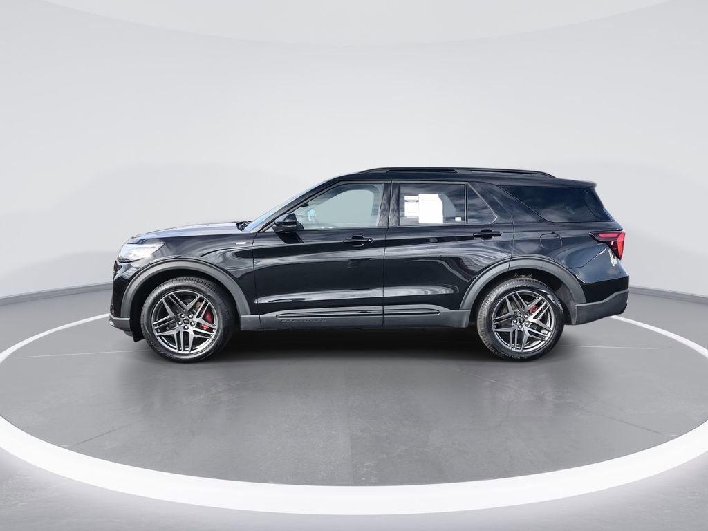 Used 2025 Ford Explorer ST-Line w/ ST-Line Street Pack AWD/4WD image 5