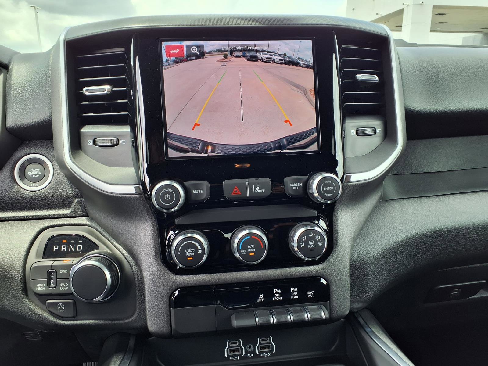 New 2026 RAM 1500 Express AWD/4WD image 15