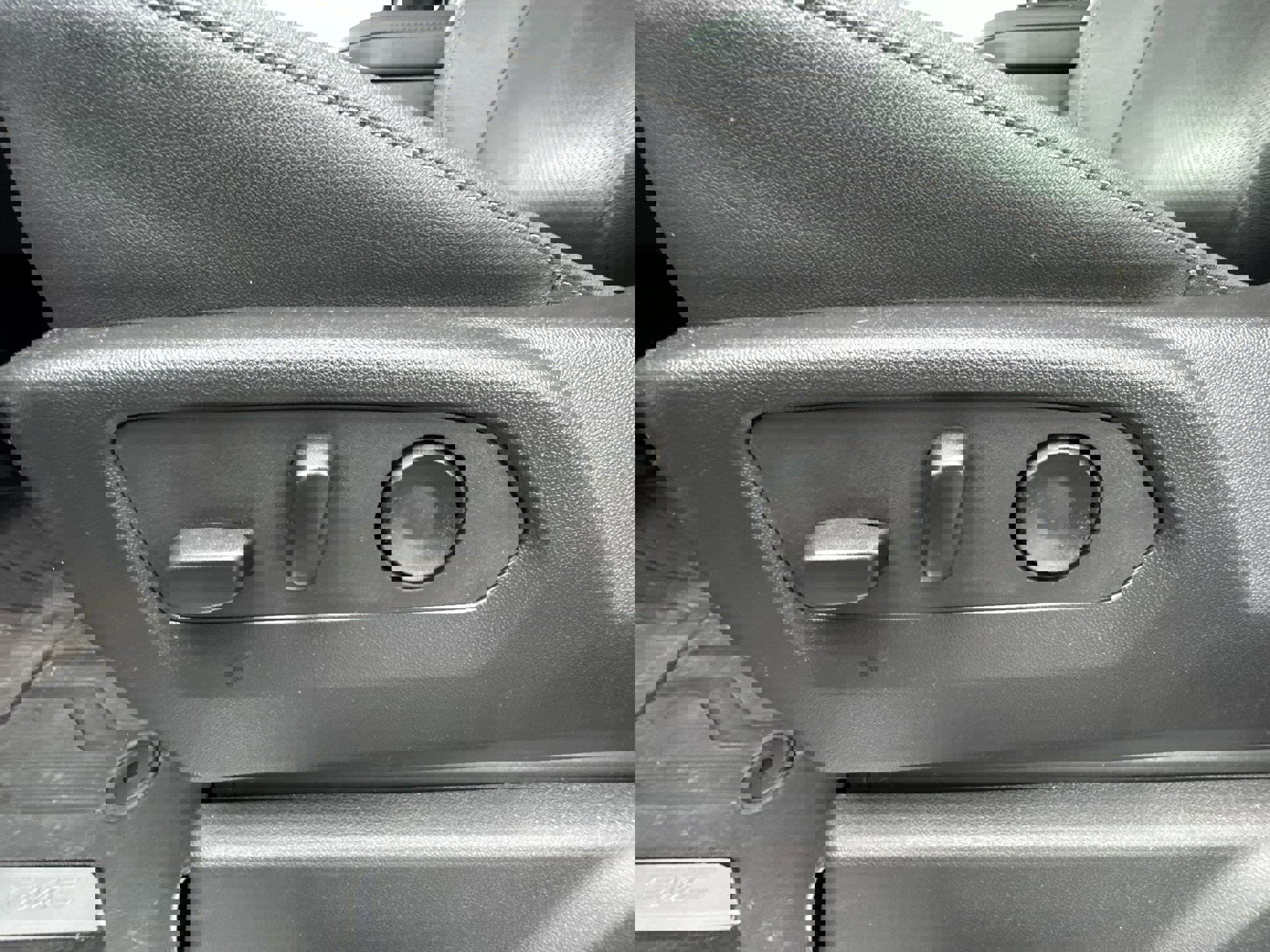 Used 2025 GMC Sierra 1500 SLT w/ SLT Premium Plus Package image 12