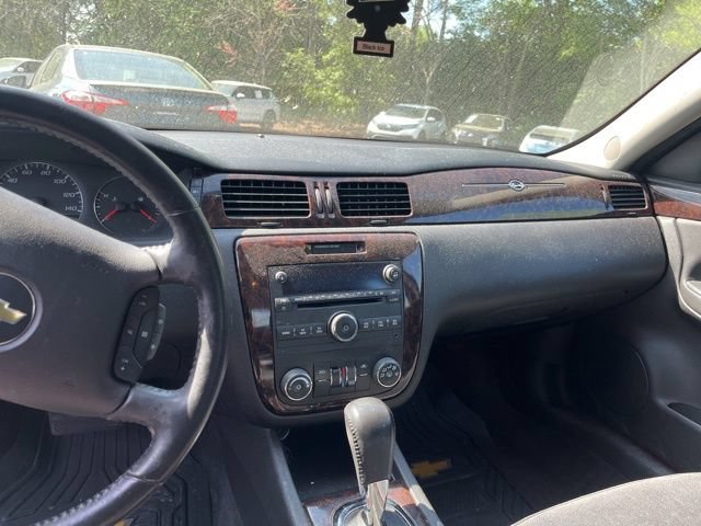 Used 2013 Chevrolet Impala LT FWD image 13