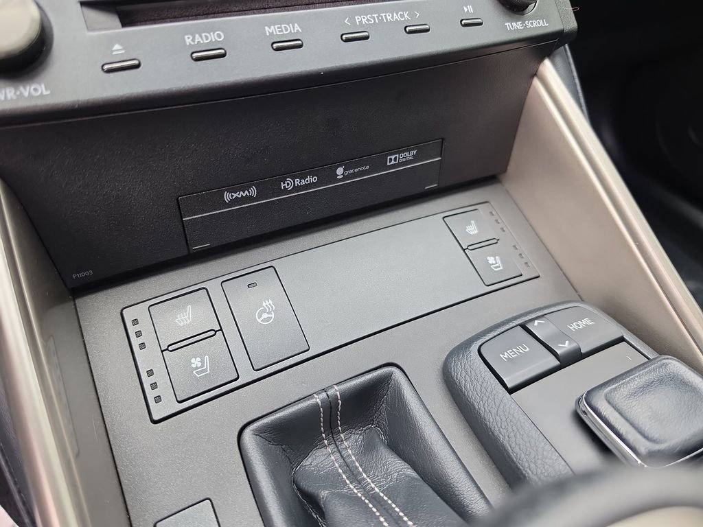 Used 2016 Lexus IS 300 AWD image 18