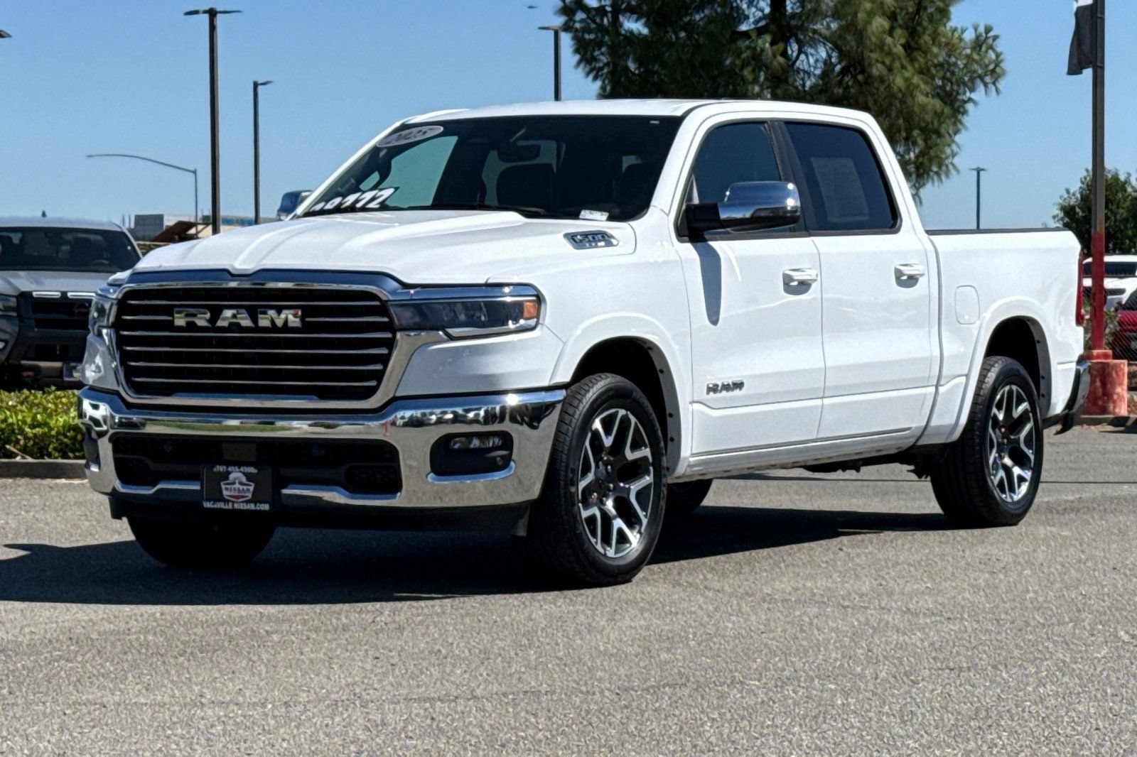 Used 2025 RAM 1500 Laramie AWD/4WD image 20