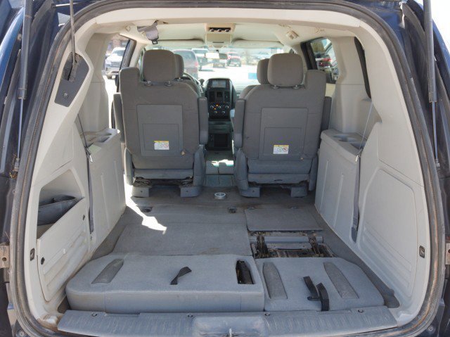 Used 2009 Dodge Grand Caravan SE image 26