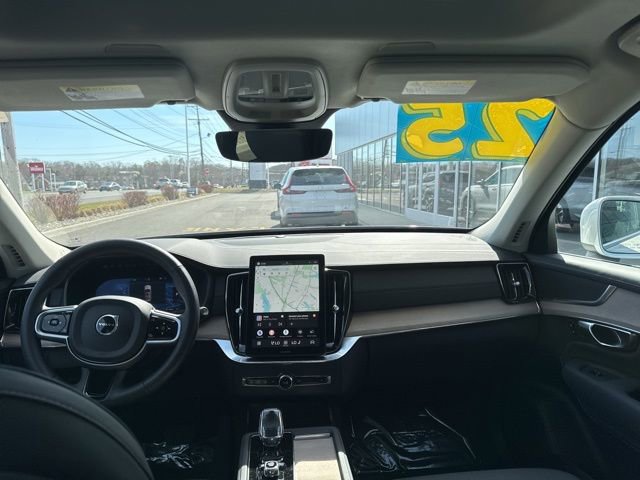 Certified 2025 Volvo XC90 B5 Plus image 18