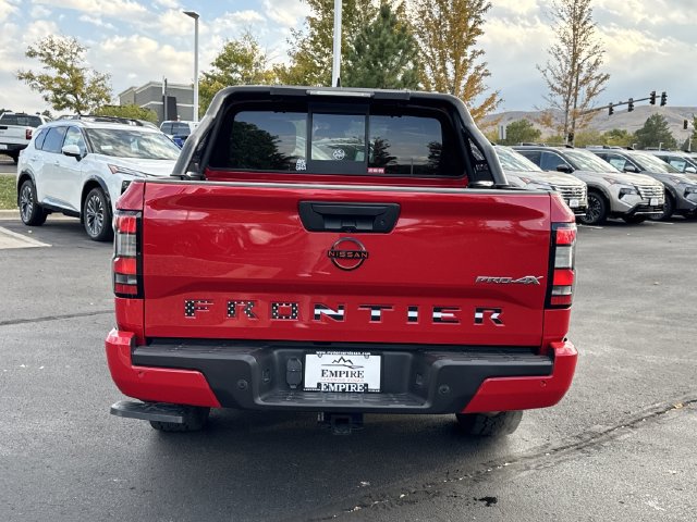 Used 2022 Nissan Frontier PRO-4X AWD/4WD image 18