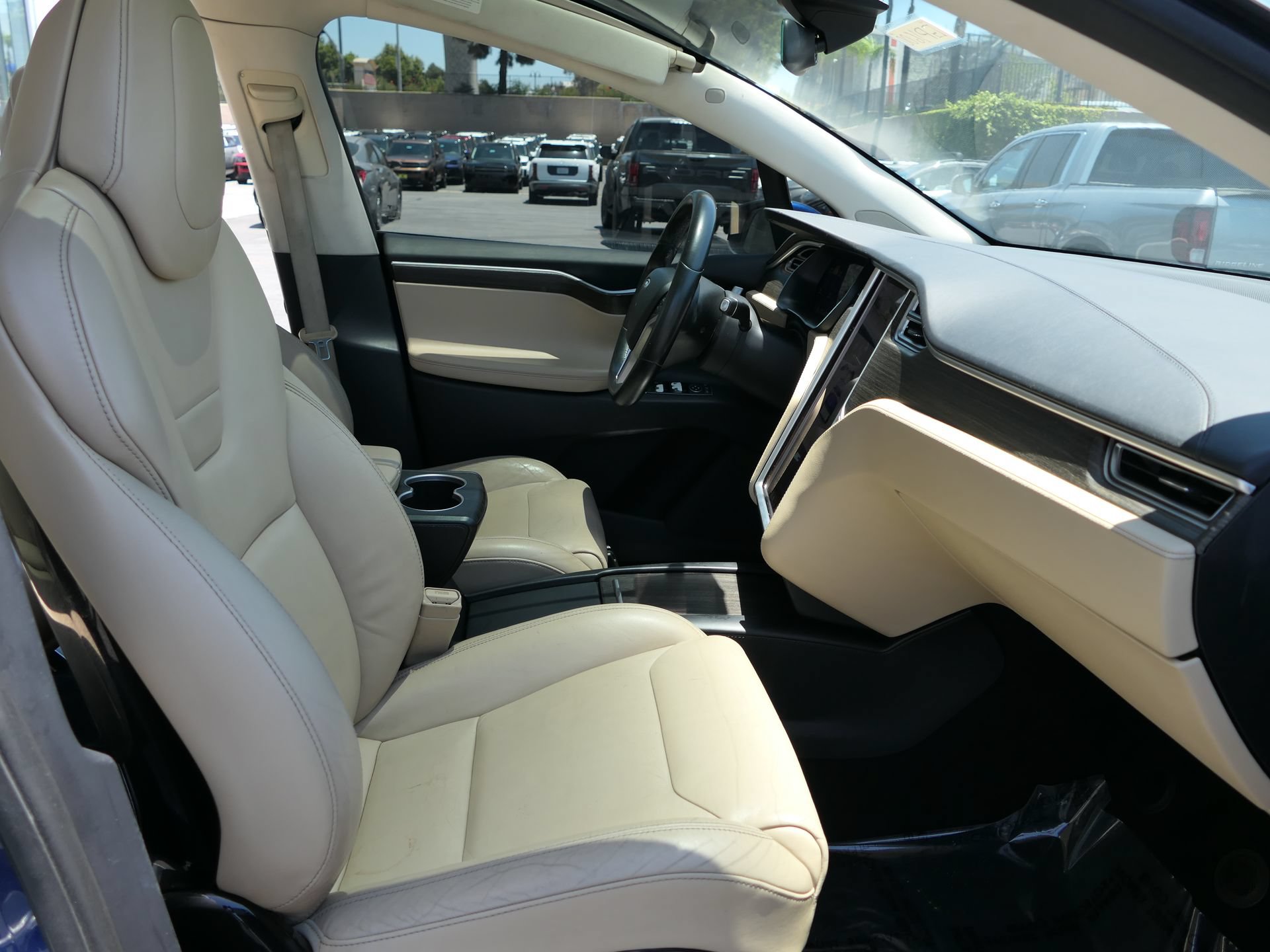 Used 2016 Tesla Model X 90D AWD/4WD image 24