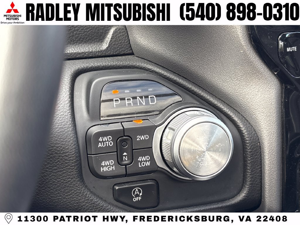 Used 2025 RAM 1500 Laramie w/ Sport Appearance Package AWD/4WD image 10