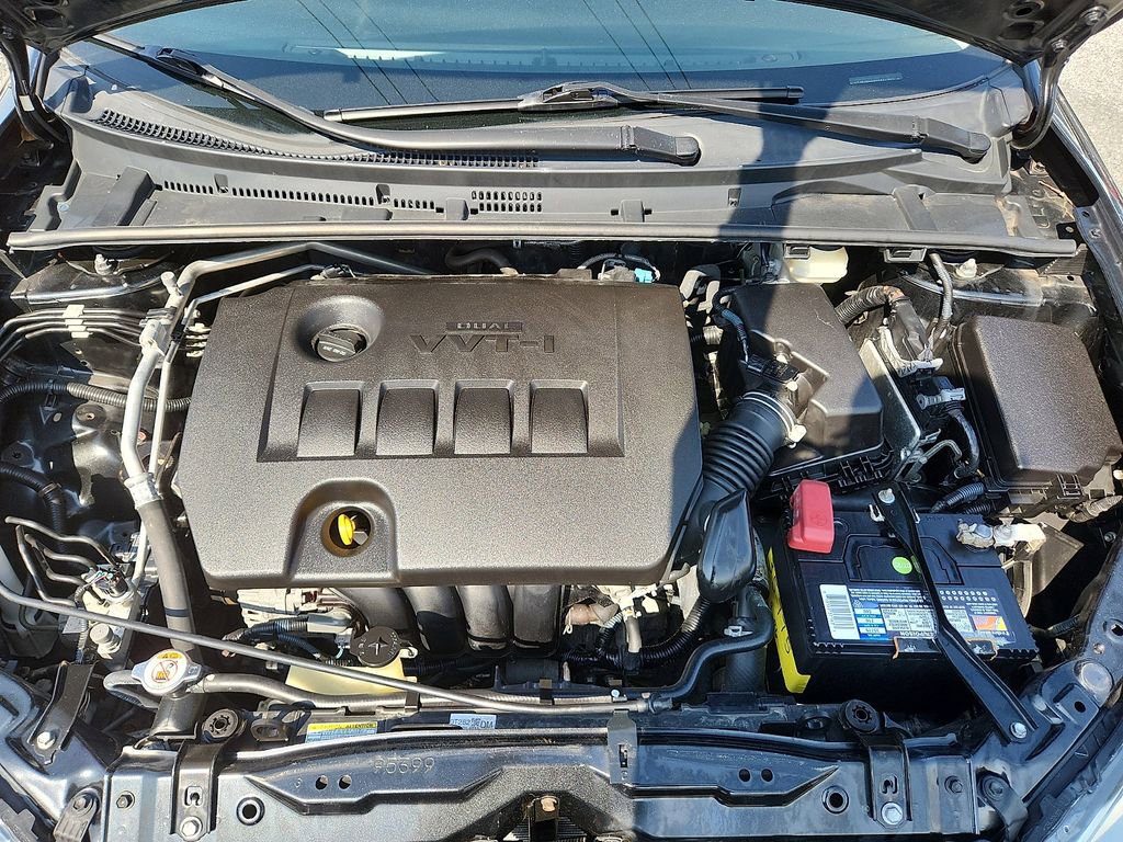 Used 2017 Toyota Corolla LE w/ Carpet Mat Package (TMS) image 20