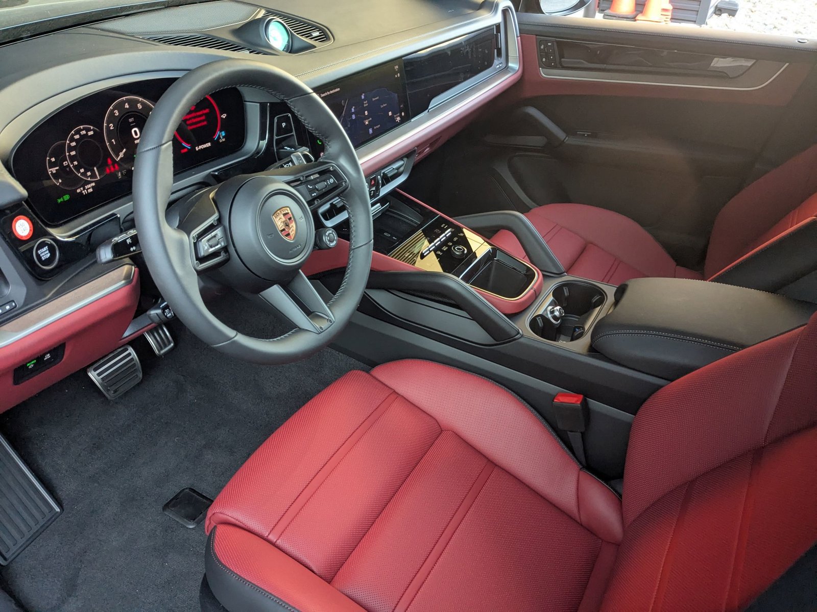 Used 2026 Porsche Cayenne S AWD/4WD image 4