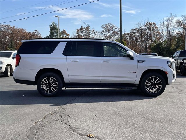 Used 2022 GMC Yukon XL AT4 w/ Max Trailering Package image 6