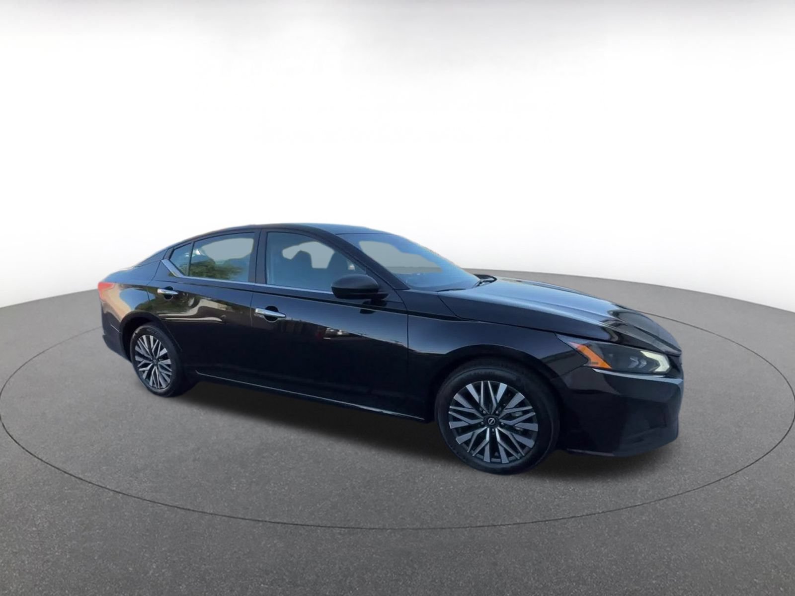 Used 2025 Nissan Altima 2.5 SV FWD video 2