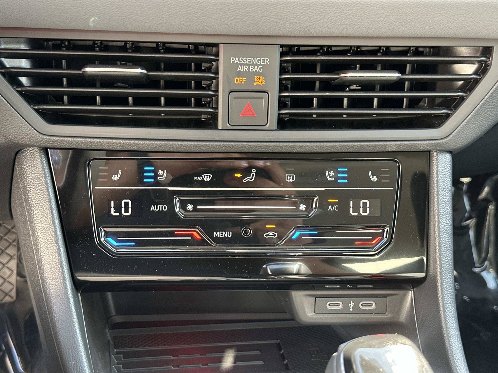 New 2027 Volkswagen Jetta SEL FWD image 17