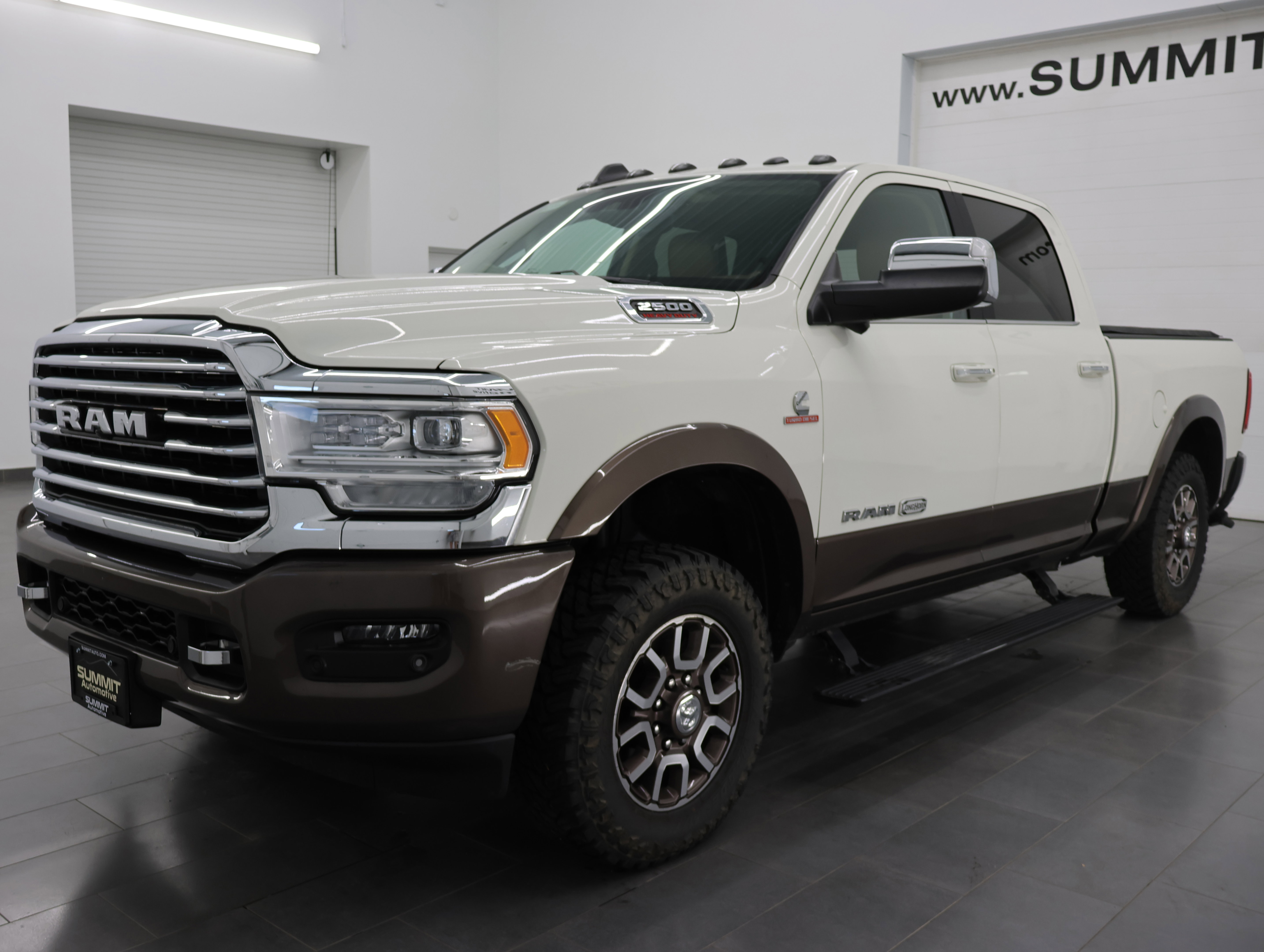 Used 2019 RAM 2500 Limited AWD/4WD image 7
