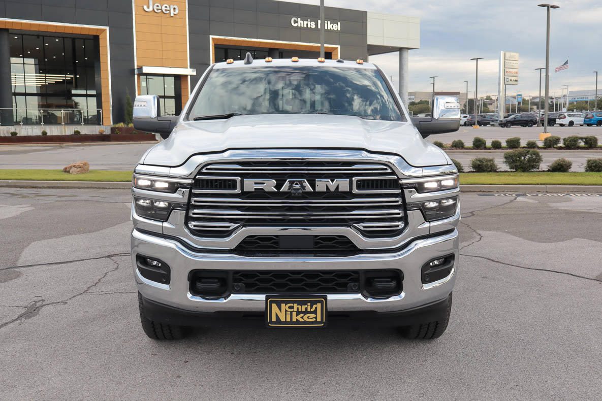 New 2027 RAM 2500 Laramie w/ Towing Technology Group AWD/4WD image 2