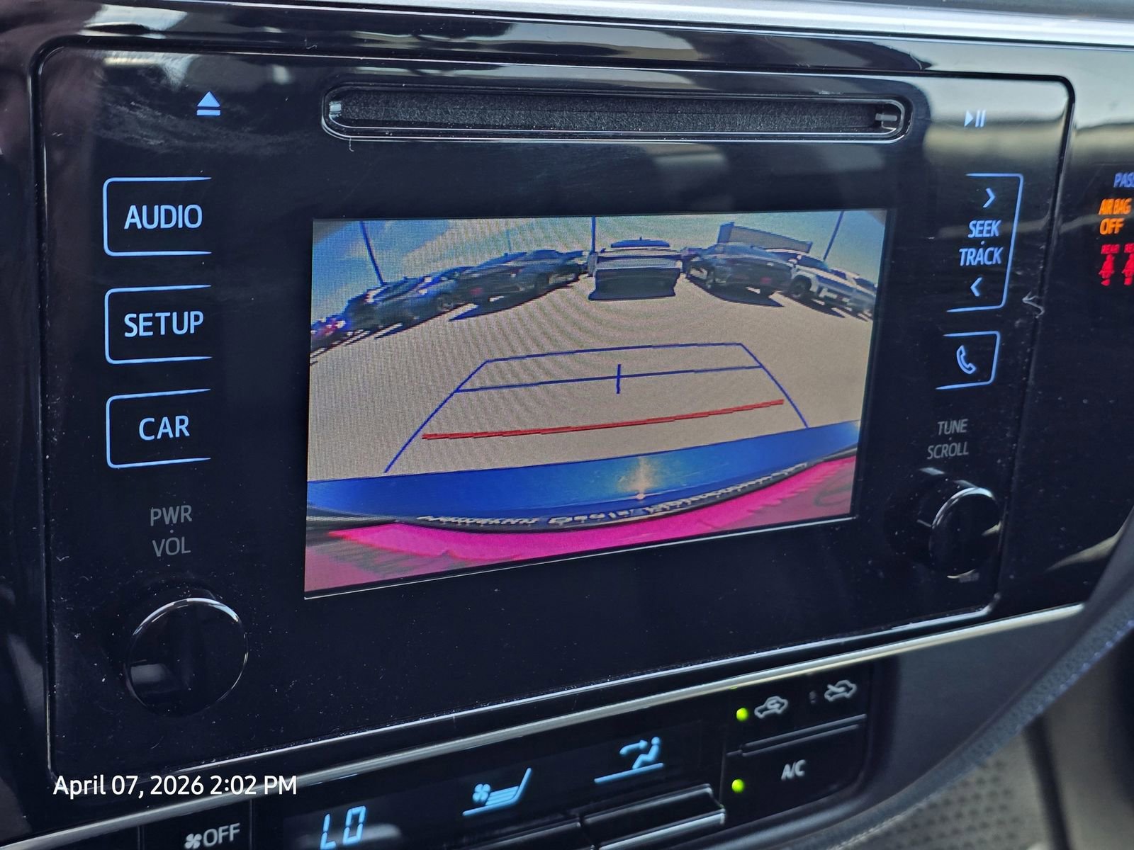 Used 2019 Toyota Corolla SE w/ Carpet Mat Package (TMS) FWD image 22