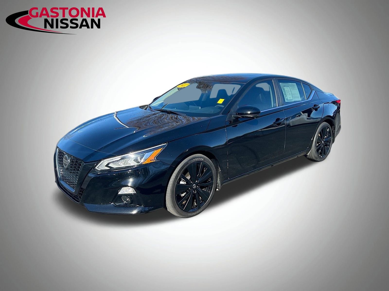 Used 2022 Nissan Altima 2.5 SR w/ Midnight Edition Package image 3