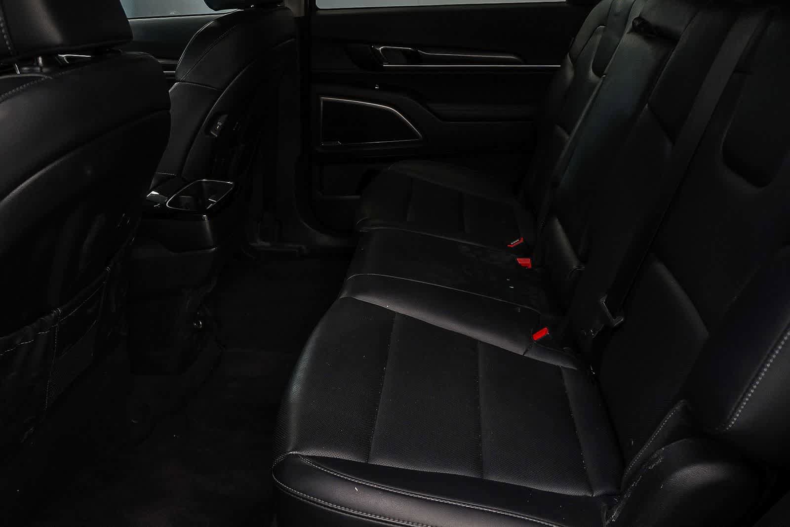 Used 2024 Kia Telluride LX image 20