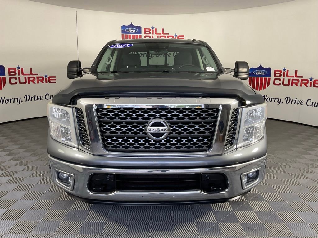 Used 2017 Nissan Titan SV AWD/4WD image 8