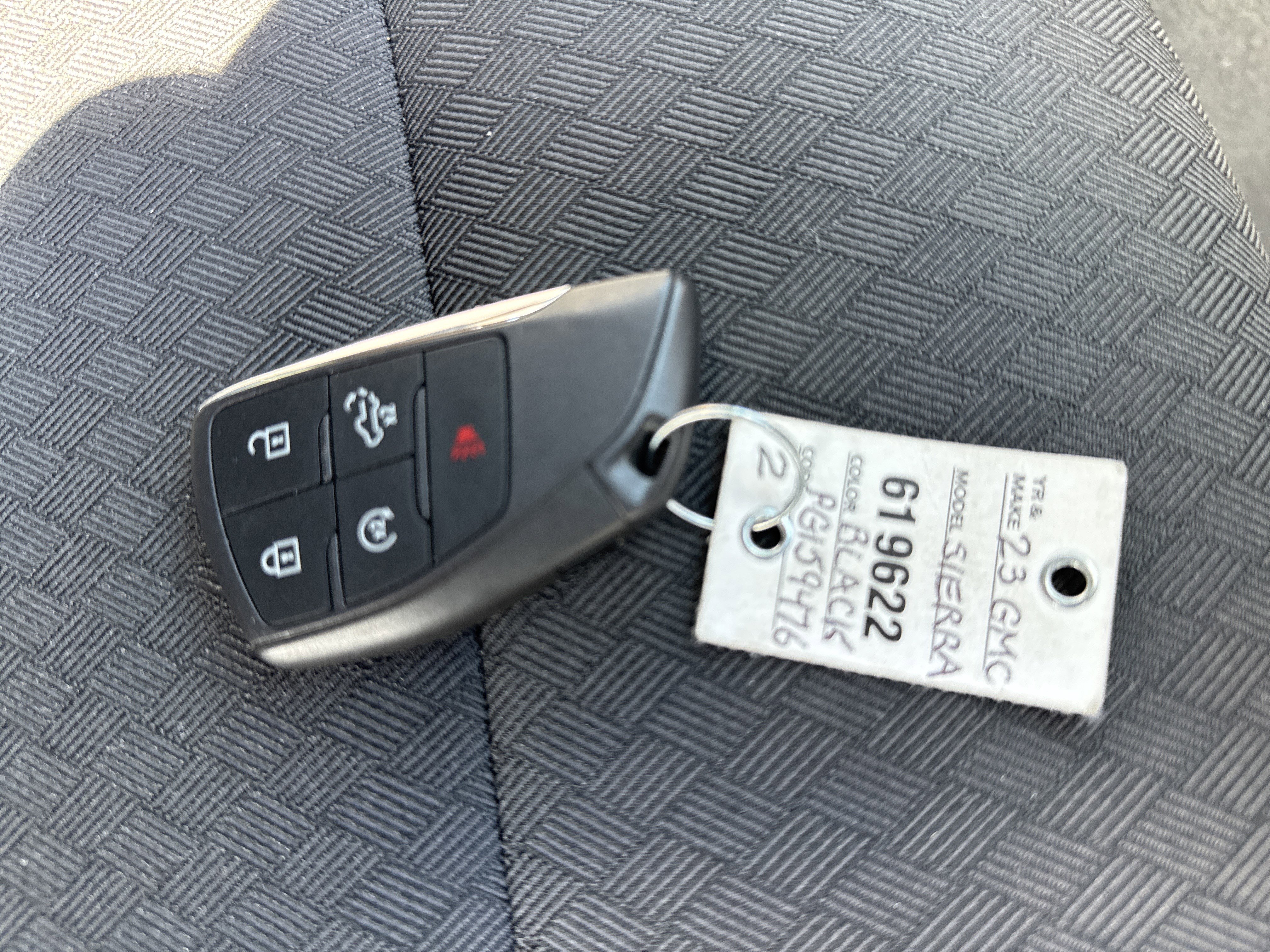 Used 2023 GMC Sierra 1500 Elevation image 23