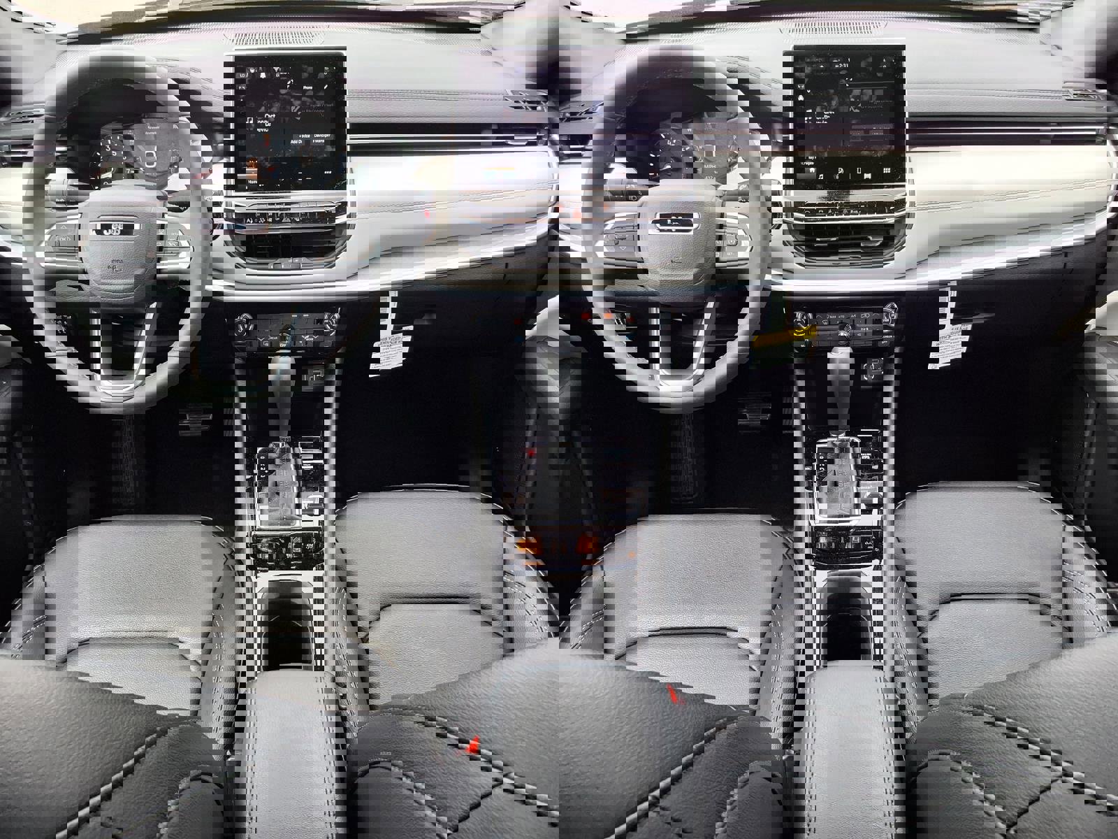 Used 2026 Jeep Compass Limited image 9