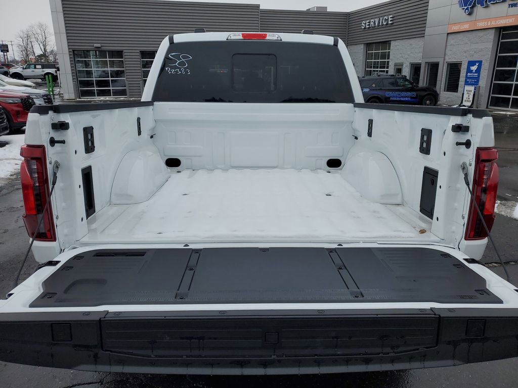New 2026 Ford F150 XLT w/ Equipment Group 302A MID image 32